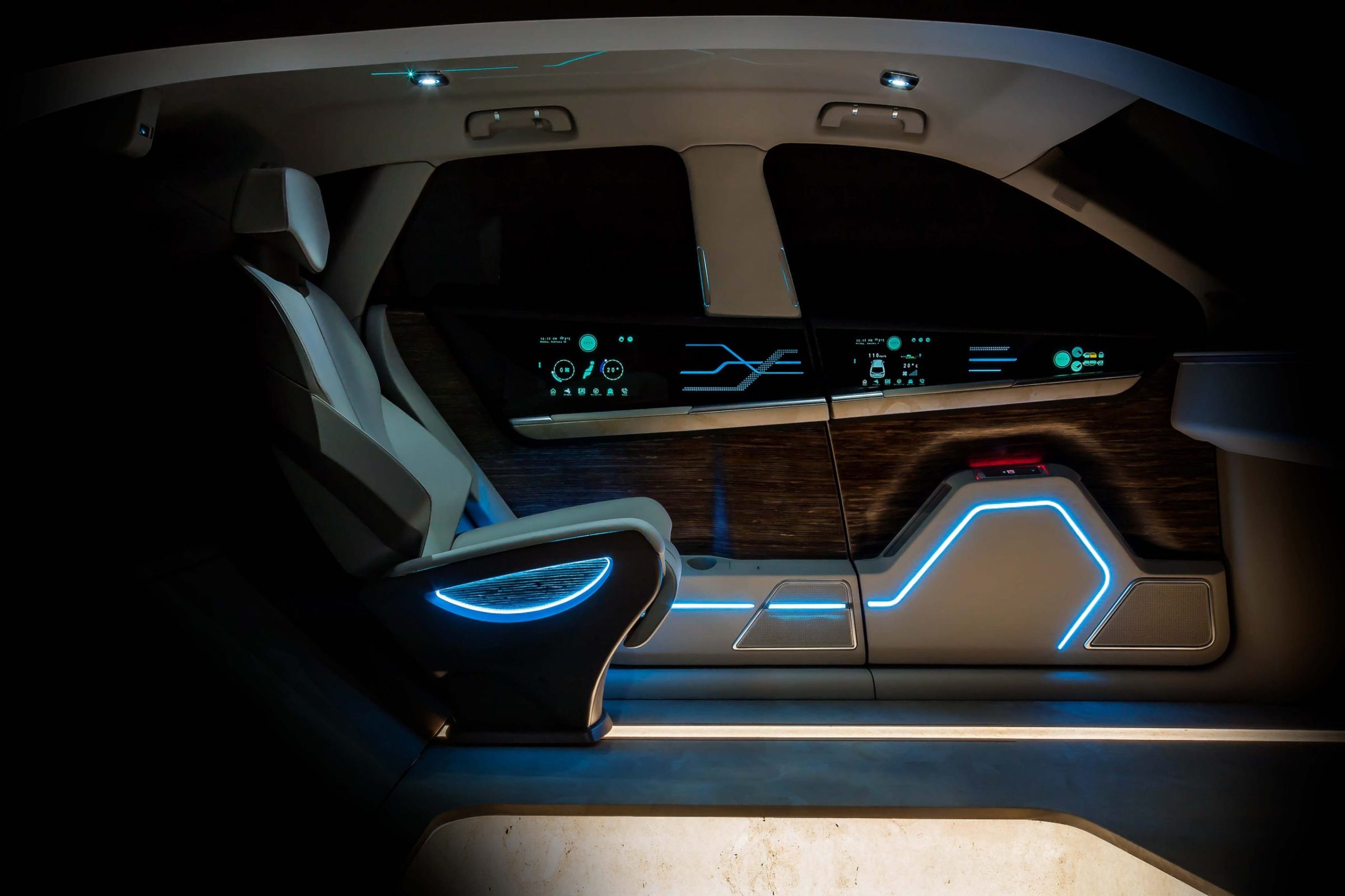 dynamic interior lighting modules in the car