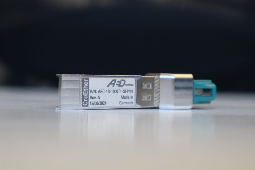 Cruether k uz automotive ethernet media converter